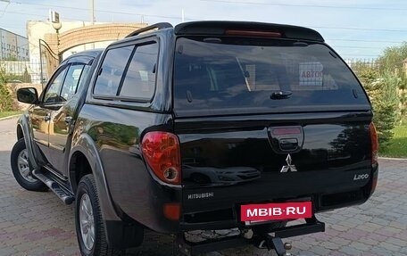 Mitsubishi L200 IV рестайлинг, 2013 год, 1 950 000 рублей, 5 фотография