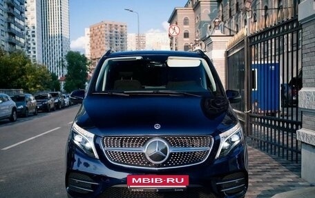 Mercedes-Benz V-Класс, 2021 год, 14 000 000 рублей, 2 фотография
