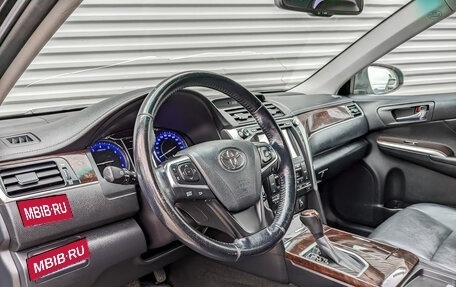 Toyota Camry, 2016 год, 2 680 000 рублей, 16 фотография
