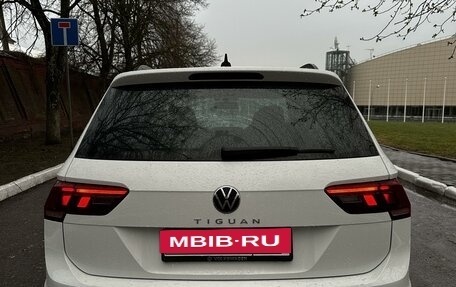 Volkswagen Tiguan II, 2020 год, 2 630 000 рублей, 18 фотография