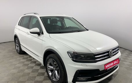 Volkswagen Tiguan II, 2020 год, 2 745 000 рублей, 3 фотография