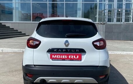 Renault Kaptur I рестайлинг, 2018 год, 1 500 000 рублей, 6 фотография