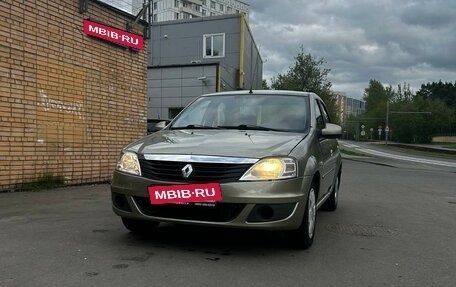 Renault Logan I, 2011 год, 650 000 рублей, 2 фотография