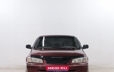 Toyota Camry, 2000 год, 589 000 рублей, 3 фотография