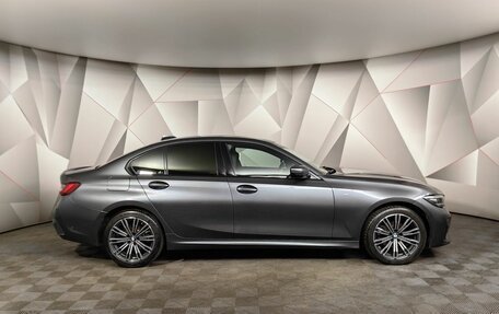 BMW 3 серия, 2021 год, 5 099 900 рублей, 13 фотография