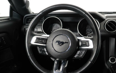Ford Mustang VI рестайлинг, 2021 год, 3 700 000 рублей, 15 фотография