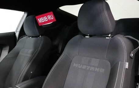 Ford Mustang VI рестайлинг, 2021 год, 3 700 000 рублей, 11 фотография