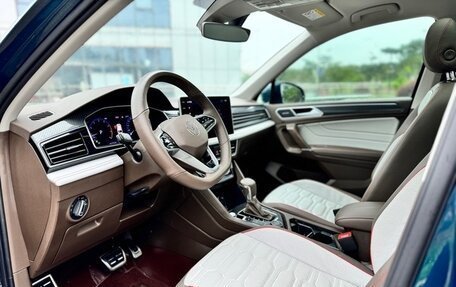 Volkswagen Tiguan II, 2021 год, 3 290 000 рублей, 7 фотография