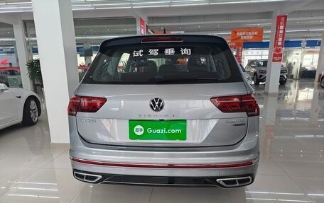 Volkswagen Tiguan II, 2021 год, 3 320 000 рублей, 5 фотография