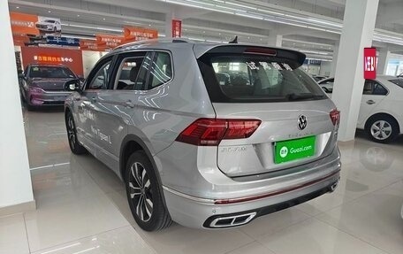 Volkswagen Tiguan II, 2021 год, 3 320 000 рублей, 4 фотография