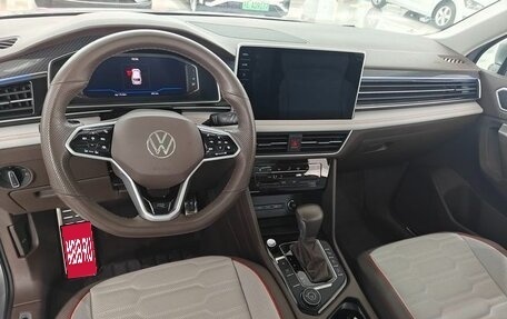 Volkswagen Tiguan II, 2021 год, 3 320 000 рублей, 7 фотография