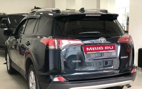 Toyota RAV4, 2019 год, 3 000 000 рублей, 11 фотография