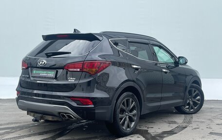 Hyundai Santa Fe III рестайлинг, 2018 год, 2 730 000 рублей, 2 фотография