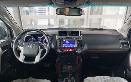 Toyota Land Cruiser Prado 150 рестайлинг 2, 2015 год, 3 550 000 рублей, 3 фотография
