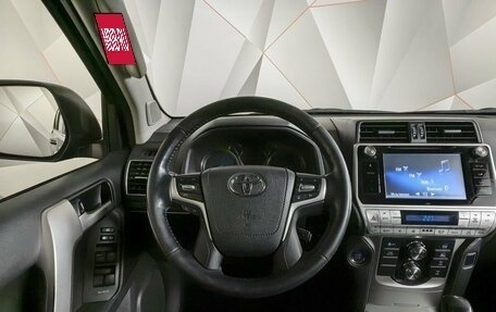 Toyota Land Cruiser Prado 150 рестайлинг 2, 2017 год, 5 055 000 рублей, 19 фотография