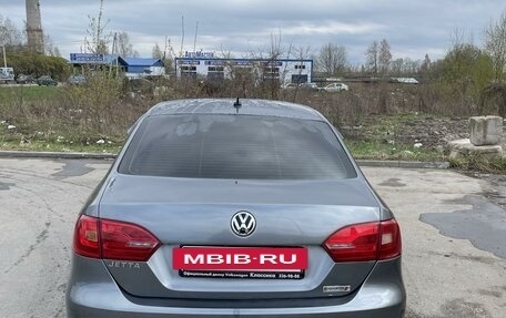 Volkswagen Jetta VI, 2012 год, 695 000 рублей, 4 фотография