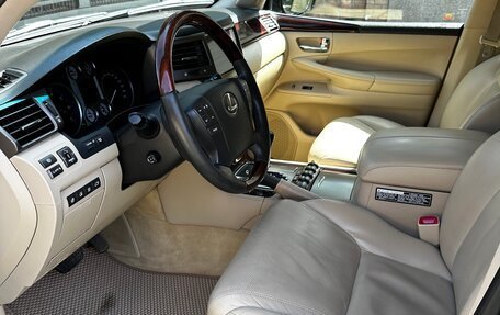 Lexus LX III, 2010 год, 3 630 000 рублей, 8 фотография