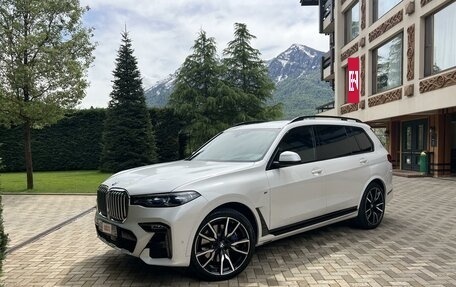 BMW X7, 2020 год, 9 750 000 рублей, 3 фотография