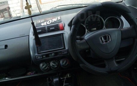 Honda Fit III, 2003 год, 420 000 рублей, 6 фотография