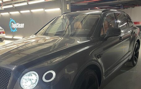 Bentley Bentayga I, 2016 год, 12 750 000 рублей, 2 фотография