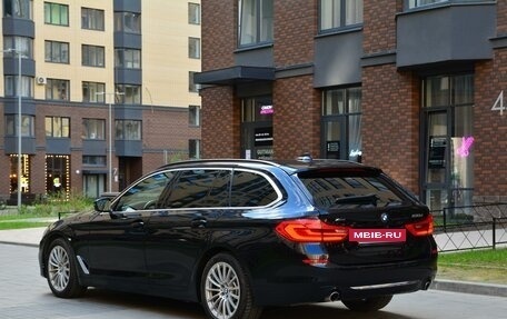 BMW 5 серия, 2019 год, 3 980 000 рублей, 4 фотография