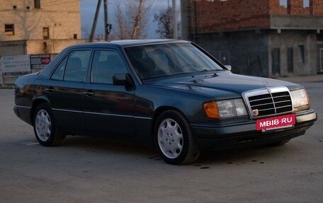 Mercedes-Benz W124, 1991 год, 600 000 рублей, 2 фотография