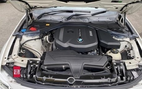 BMW 3 серия, 2018 год, 1 681 000 рублей, 36 фотография