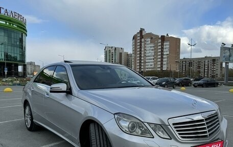 Mercedes-Benz E-Класс, 2010 год, 2 349 000 рублей, 2 фотография