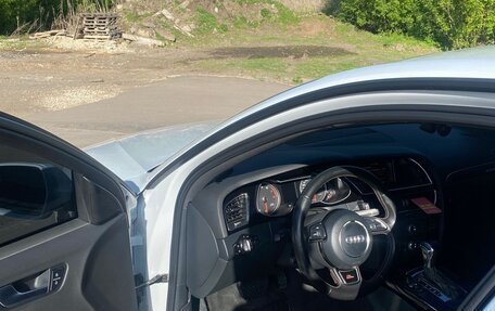 Audi A4, 2013 год, 1 980 000 рублей, 4 фотография