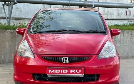 Honda Fit III, 2005 год, 649 000 рублей, 2 фотография