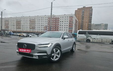 Volvo V90 Cross Country I рестайлинг, 2019 год, 4 800 000 рублей, 2 фотография