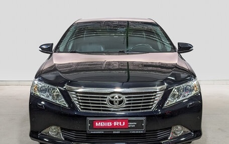 Toyota Camry, 2014 год, 2 090 000 рублей, 2 фотография