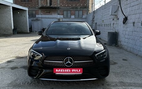 Mercedes-Benz E-Класс, 2020 год, 4 900 000 рублей, 2 фотография