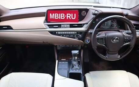 Lexus ES VII, 2020 год, 3 399 800 рублей, 7 фотография