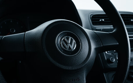 Volkswagen Polo VI (EU Market), 2013 год, 999 000 рублей, 12 фотография