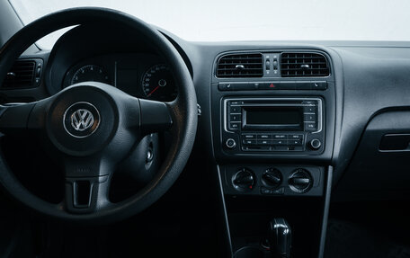 Volkswagen Polo VI (EU Market), 2013 год, 999 000 рублей, 25 фотография