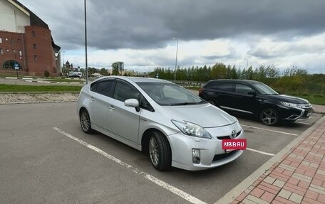 Toyota Prius, 2009 год, 960 000 рублей, 8 фотография