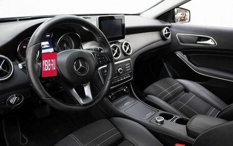 Mercedes-Benz GLA, 2016 год, 2 045 000 рублей, 10 фотография