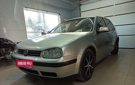 Volkswagen Golf IV, 2001 год, 365 000 рублей, 2 фотография