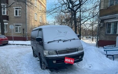 Toyota HiAce H100, 1991 год, 980 000 рублей, 4 фотография