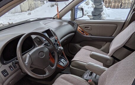Lexus RX IV рестайлинг, 2000 год, 810 000 рублей, 5 фотография