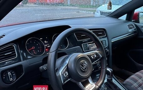 Volkswagen Golf GTI VII, 2013 год, 2 200 000 рублей, 5 фотография