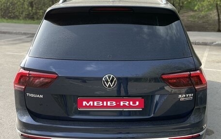 Volkswagen Tiguan II, 2018 год, 3 240 000 рублей, 6 фотография