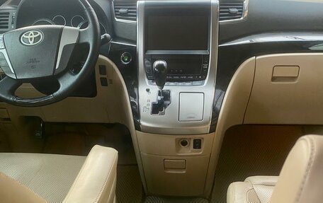Toyota Alphard III, 2011 год, 3 000 000 рублей, 6 фотография