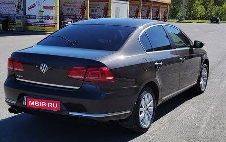 Volkswagen Passat B7, 2013 год, 1 280 000 рублей, 2 фотография