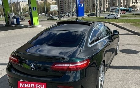 Mercedes-Benz E-Класс, 2020 год, 5 800 000 рублей, 4 фотография