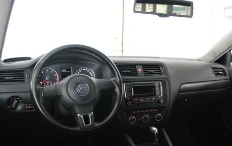 Volkswagen Jetta VI, 2014 год, 1 350 000 рублей, 13 фотография