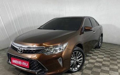 Toyota Camry, 2017 год, 2 330 000 рублей, 1 фотография