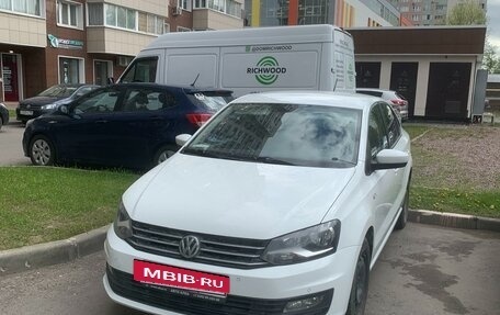 Volkswagen Polo VI (EU Market), 2016 год, 1 100 000 рублей, 2 фотография