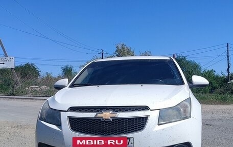 Chevrolet Cruze II, 2011 год, 750 000 рублей, 3 фотография